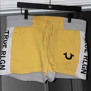 Women’s TR shorts